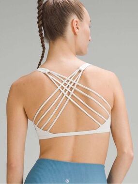 Lululemon Free to Be Bra Wild Light Support, A/B Cup Size6 in Bone Color
